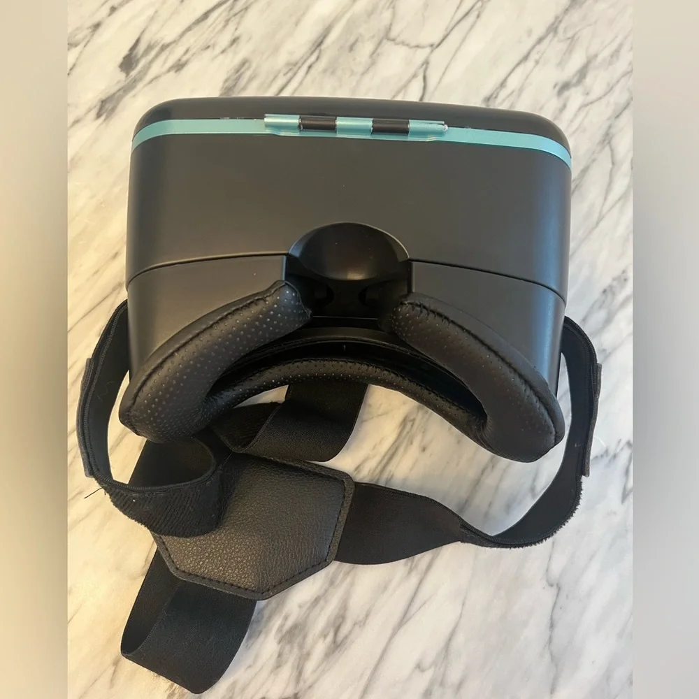 VR headset - Picture 5 of 5